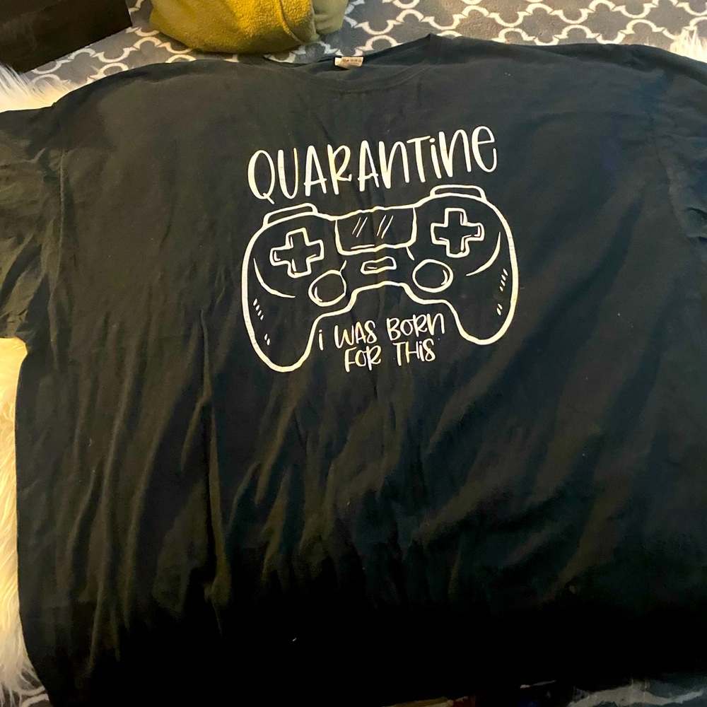Men’s gamer shirt